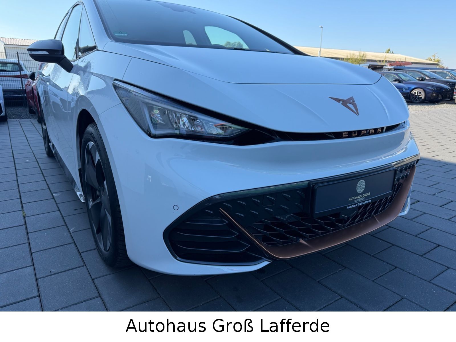 Cupra Born 170 kW WärmeP SHZ 360 Kam Head up 77 kWh imagem 3