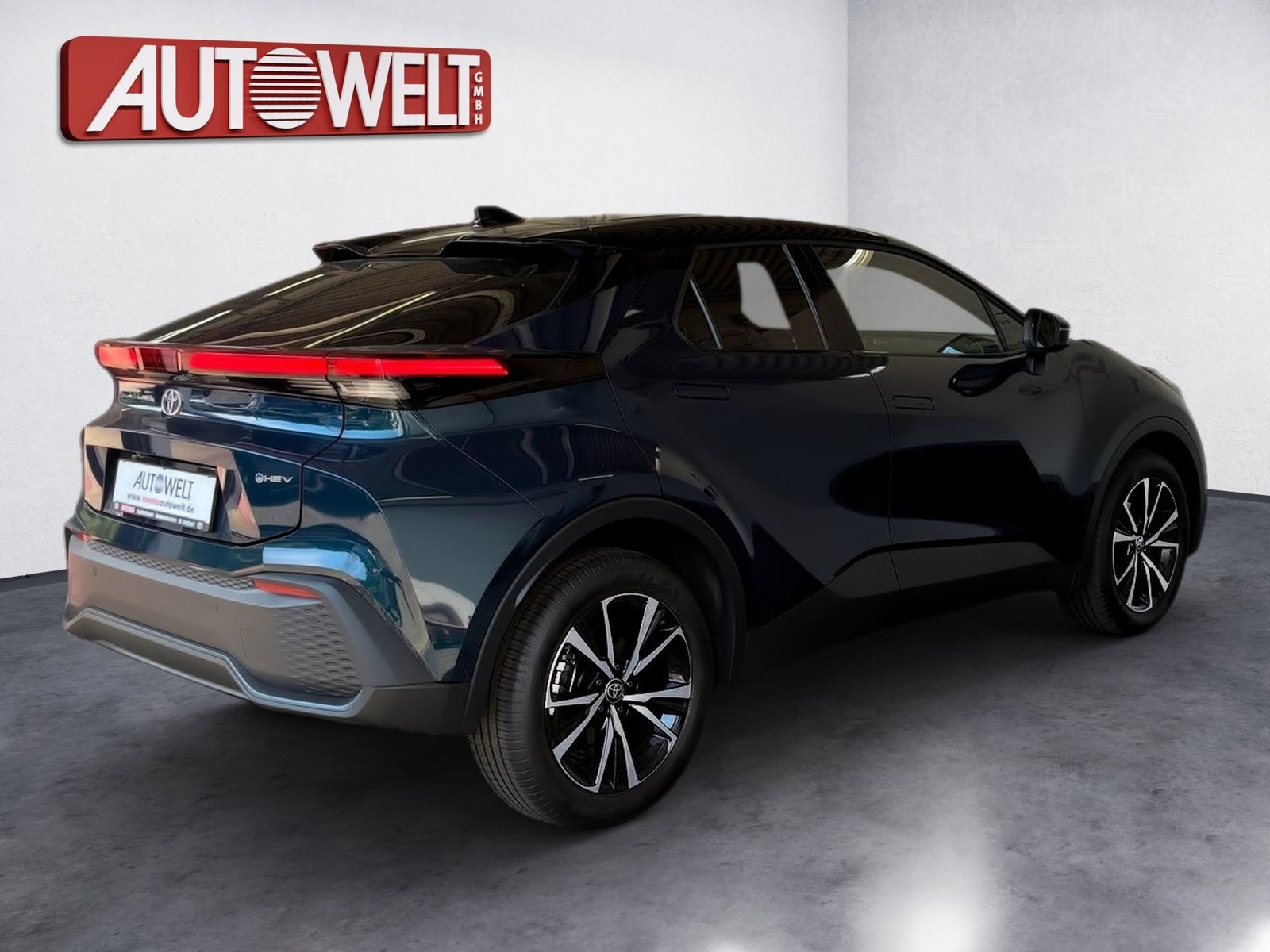 Fahrzeugabbildung Toyota C-HR 2.0 FWD Teamplayer +Technik P. LED,Navi,SHZ