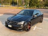 Mercedes-Benz C 63 AMG Performance Pack Plus LSD Facelift  - gebrauchte Mercedes-Benz C 63 AMG aus dem Jahr 2011