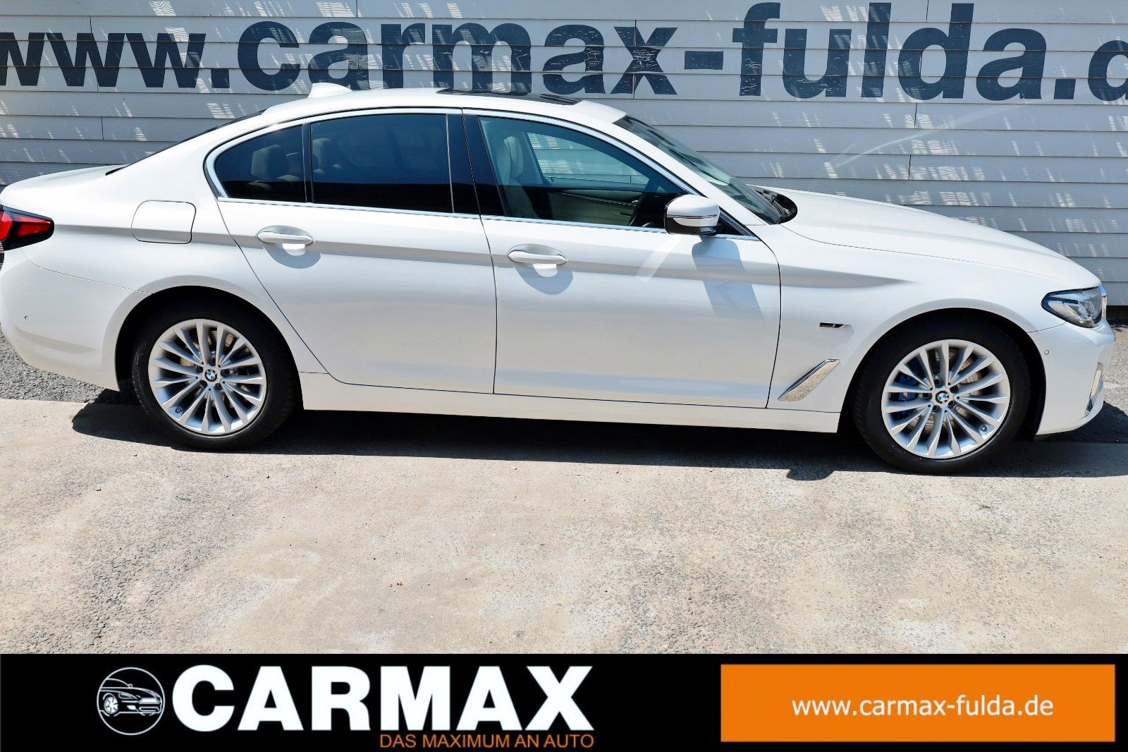 Fahrzeugabbildung BMW 545e xDrive Luxury Line,Navi,SD,4xSH,Kam,AHK,+WR