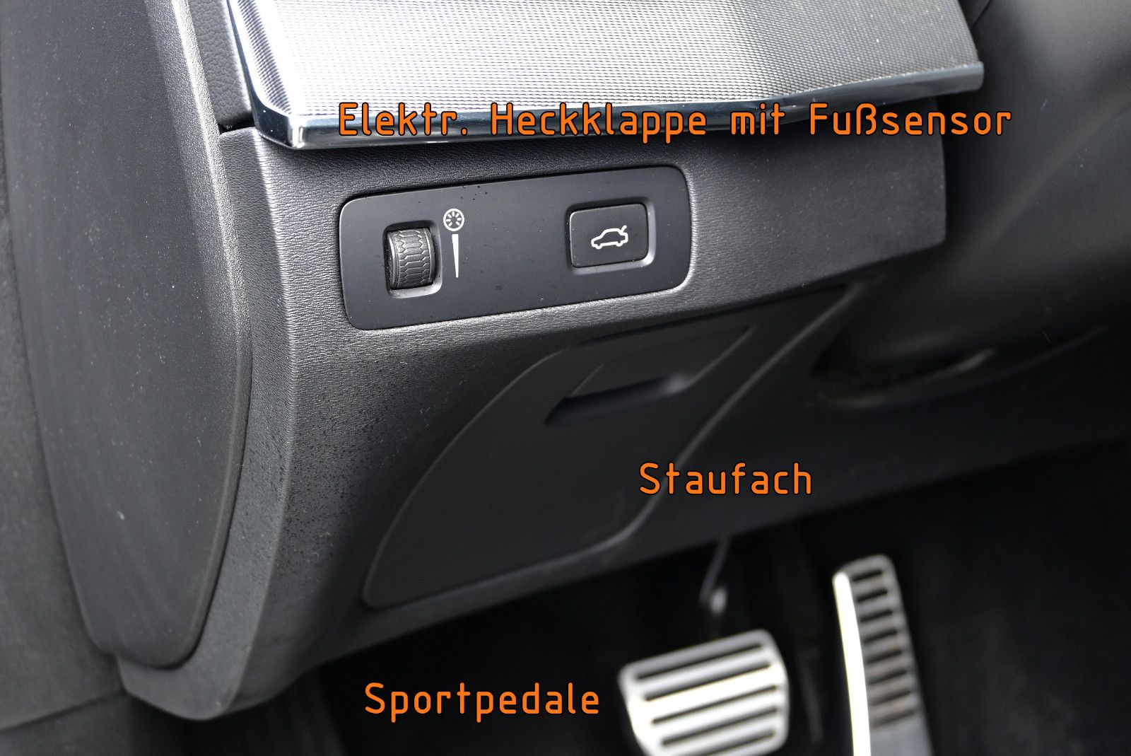 Fahrzeugabbildung Volvo XC90 B5 D AWD R-DESIGN °UVP 89.100€°FOUR-C°HUD°