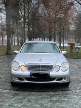 Mercedes-Benz Mercedes w211 E270 CDI Interesse Tauschen - Mercedes-Benz E 270: T Cdi