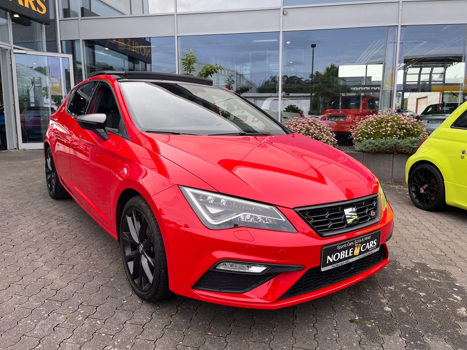 Fahrzeugabbildung SEAT Leon FR KLIMA LED NAVI ALU