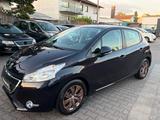 Peugeot 208 Active*Automatik*2.Hand*Navi*Temp*BT*USB*AUX - Peugeot 208 Gebrauchtwagen