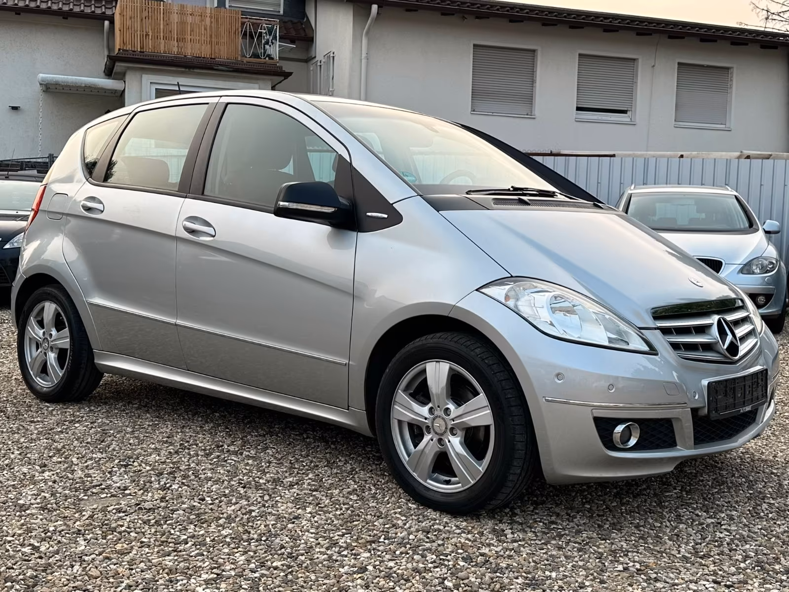 Mercedes-Benz A 180 CDI AVANTGARDE SHZ PDC Klima Navi Leder
