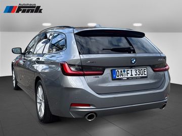 BMW 330e xDrive Touring A Head-Up HiFi DAB LED RFK