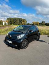 Toyota IQ iQ + *KEYLESS* - schwarze Toyota IQ
