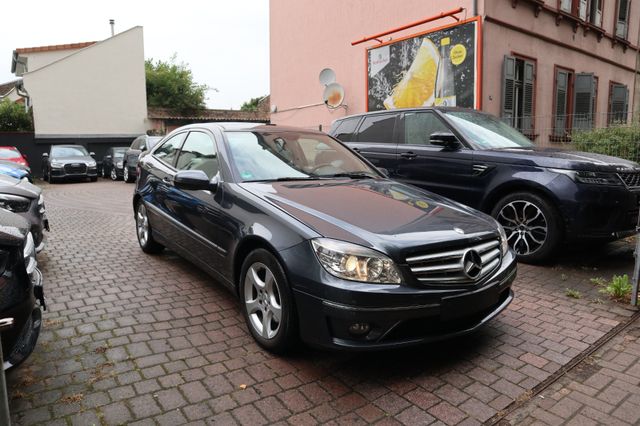 Mercedes-Benz CLC 200 Kompres. Panorama-Schiebedach Leder Navi