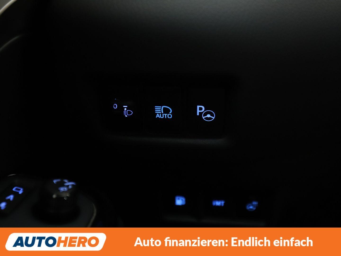 Toyota C-HR 1.2 Turbo Team D*NAVI*ACC*CAM*PDC*SHZ*