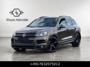 Volkswagen Touareg - 1