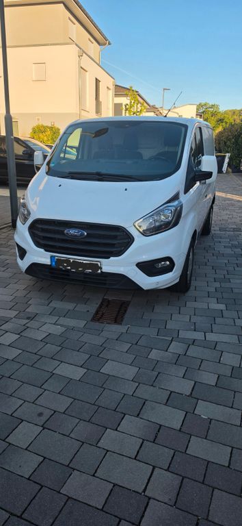 Image of Ford Transit Custom