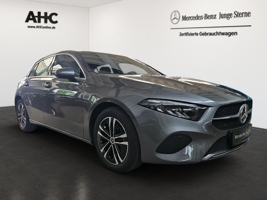Fahrzeugabbildung Mercedes-Benz A 180 Progressive Navi KAM SpurH LED SHZ RDK