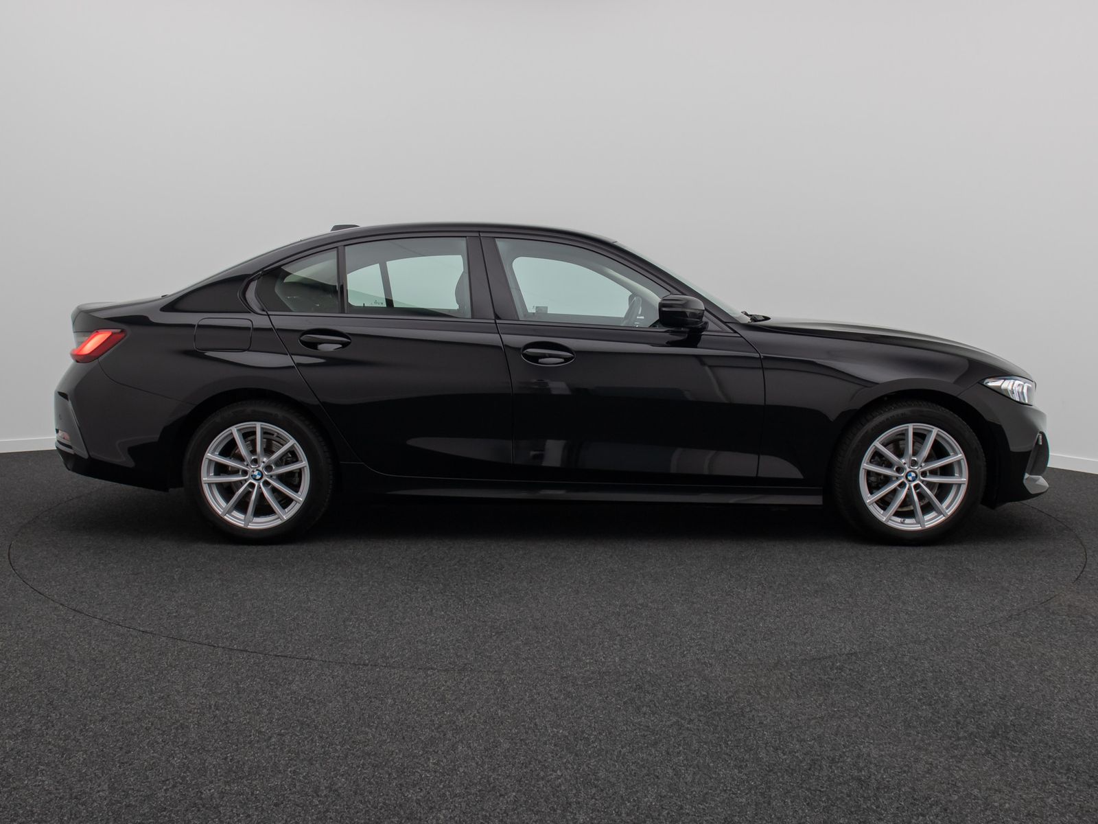 Fahrzeugabbildung BMW 318i GeschwindigR PDC DAB CockpitPlus Widscreen