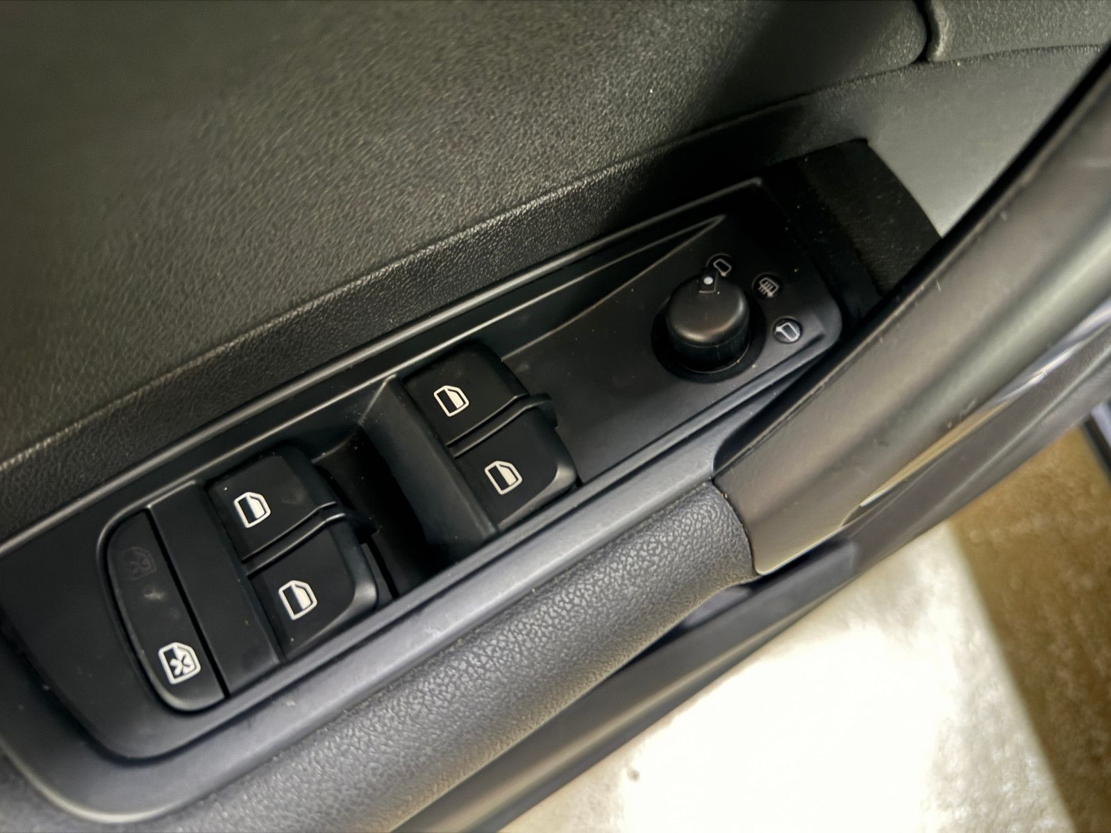 Fahrzeugabbildung Audi A1 1.6 TDI SPORTBACK S-TRONIC S-LINE AMBITION