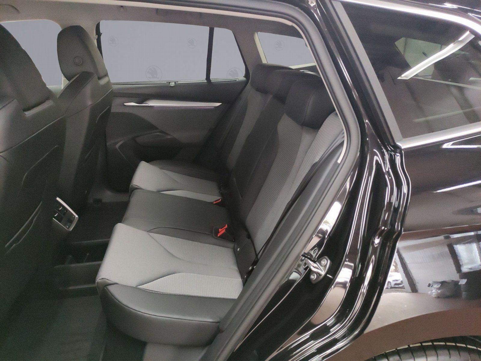 Skoda Enyaq - Bild 12