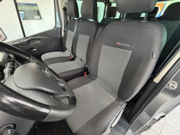 Opel Vivaro - 9