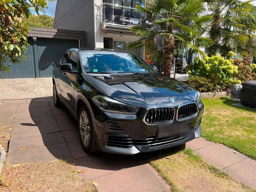 Image of BMW X2