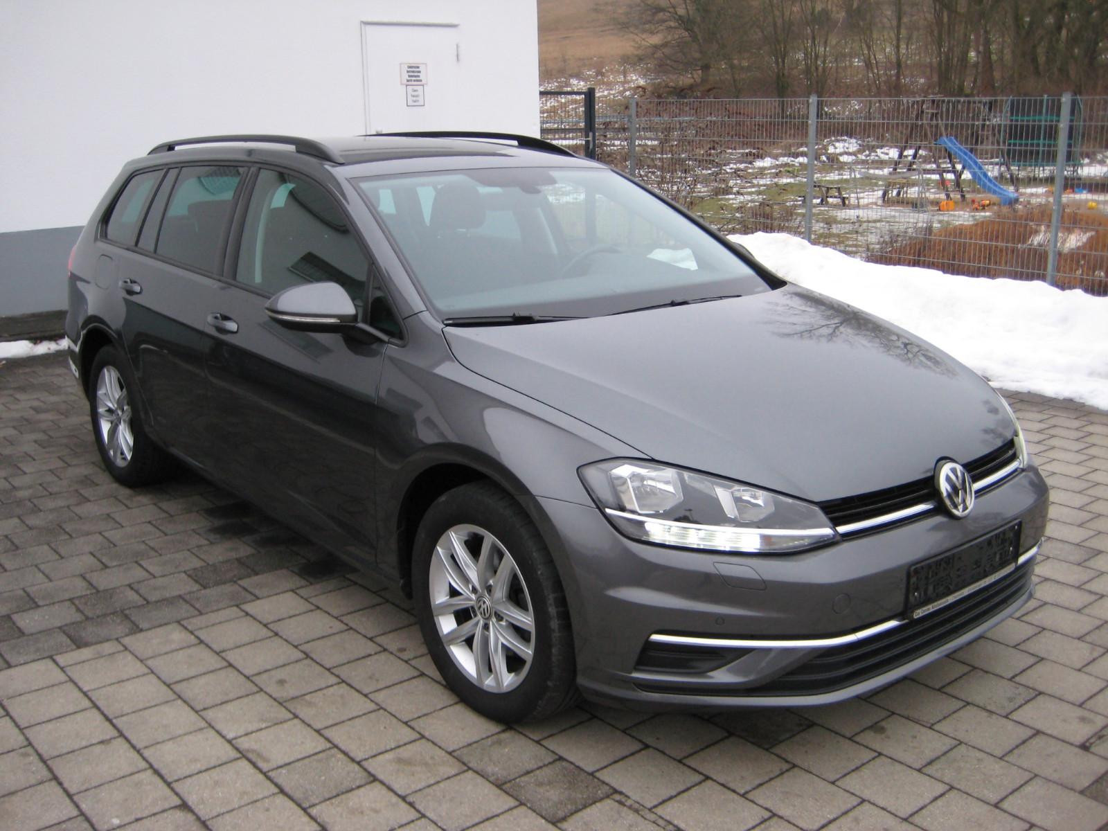 Volkswagen Golf VII Variant 2.0 TDI DSG Comfortline
