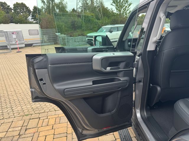 BAIC BJ40 2.0T 4WD 8 Gang AT PanoSitzhzg und Belüft.