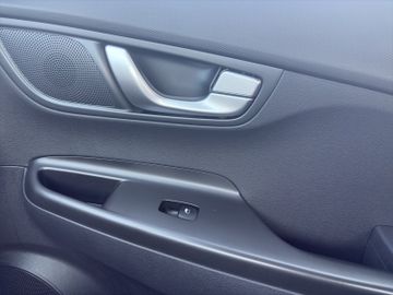 Hyundai Kona Select Elektro Kam.+KeyLess+Navi+SHZ+ACC