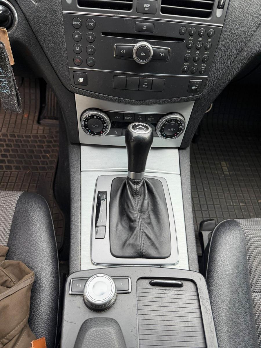 Mercedes-Benz C180 2008 — photo 6