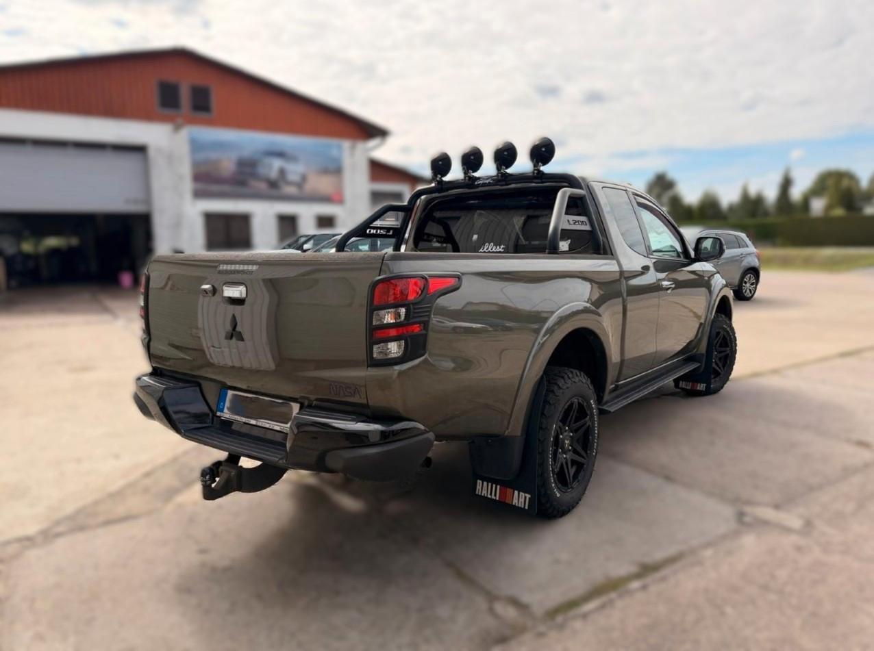 Mitsubishi L200 Diamant Edition CC 4WD