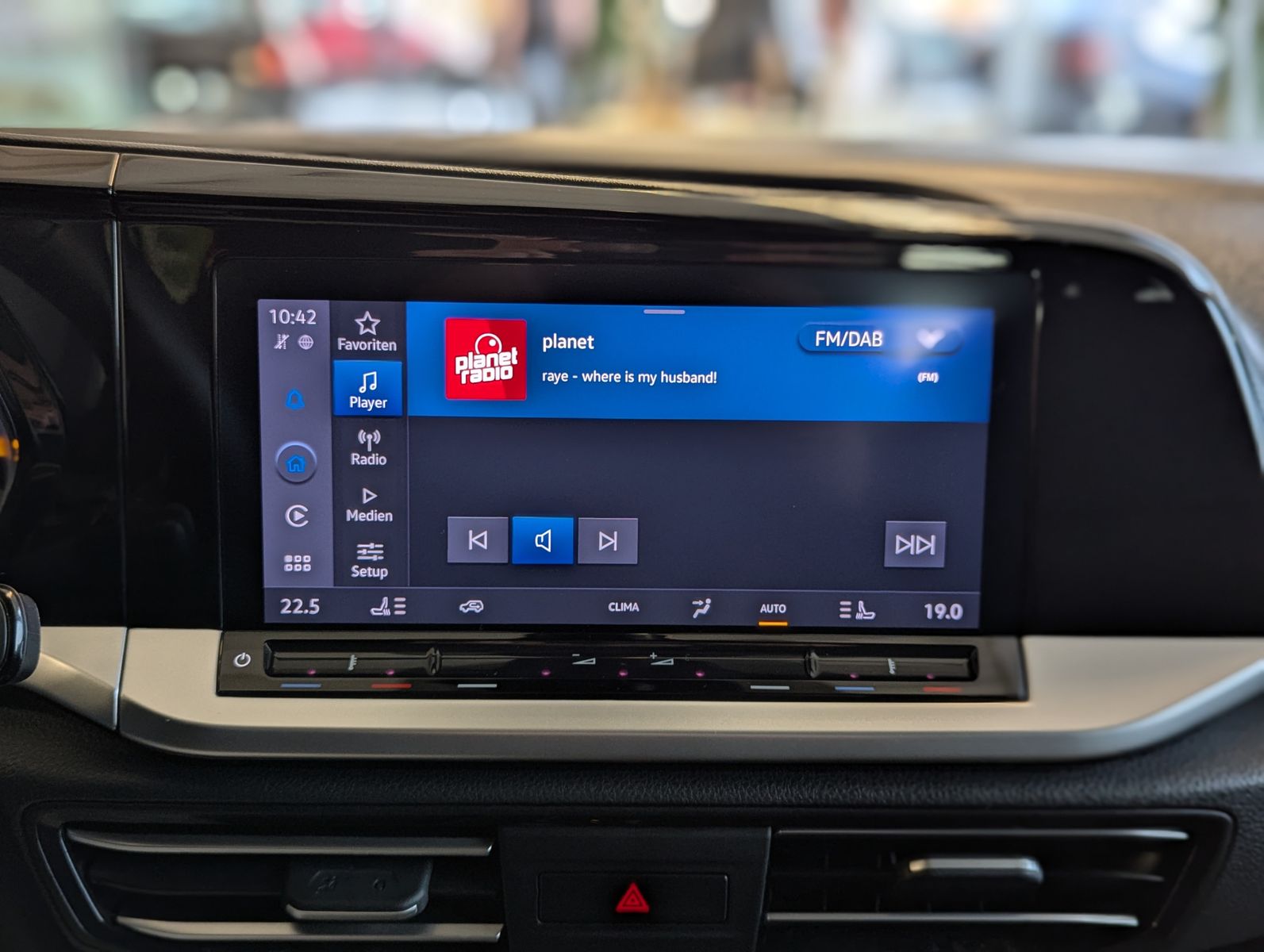 FORD Tourneo Connect L2 Titanium 7-Sitze Bi-LED Cam A - Image 35