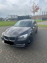 BMW 530 Gran Turismo 530d xDrive Gran Turismo - - graue BMW 530 Gran Turismo