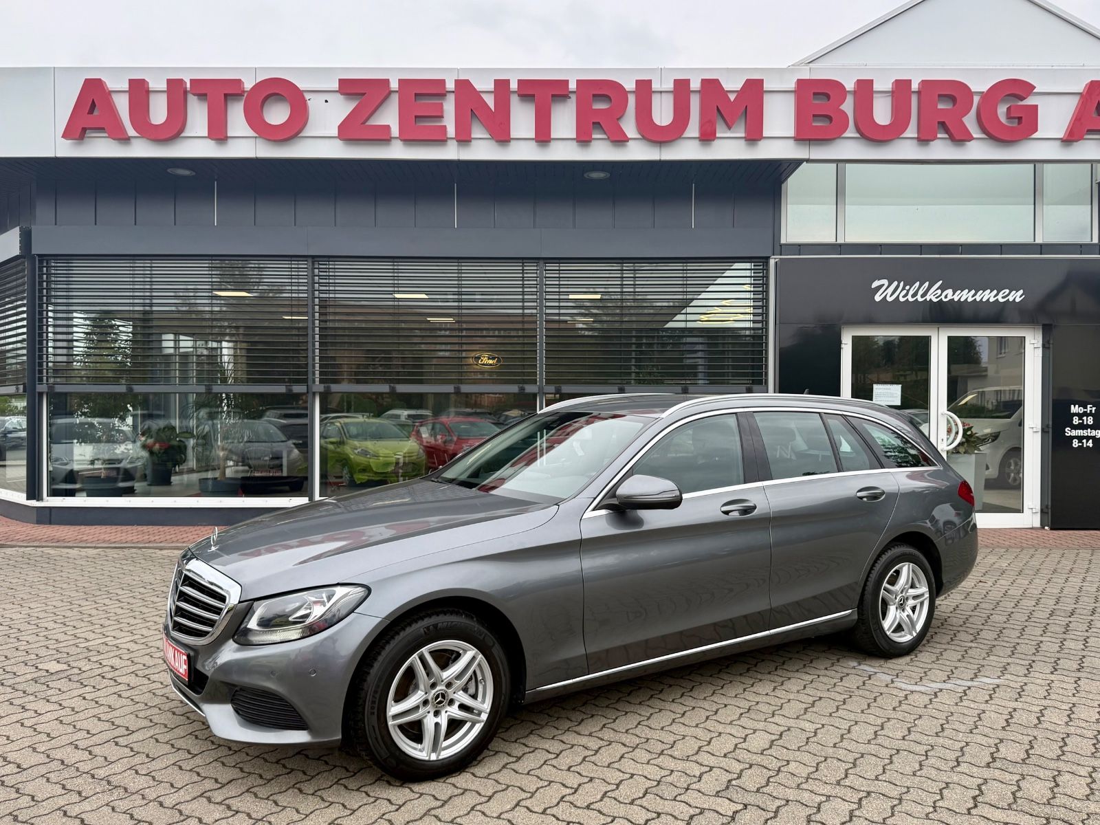 Mercedes-Benz C 220 T-Modell Avantgarde Automatik Navi Tempoma