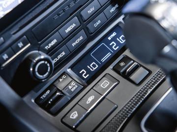 صورة مصغرة 28 لـ 2018 Porsche 991