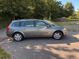 Renault Megane 2.0/Scheckheft/Tüv03.2027 - Renault Megane mit Benzin-Antrieb: Kombi, 2.0