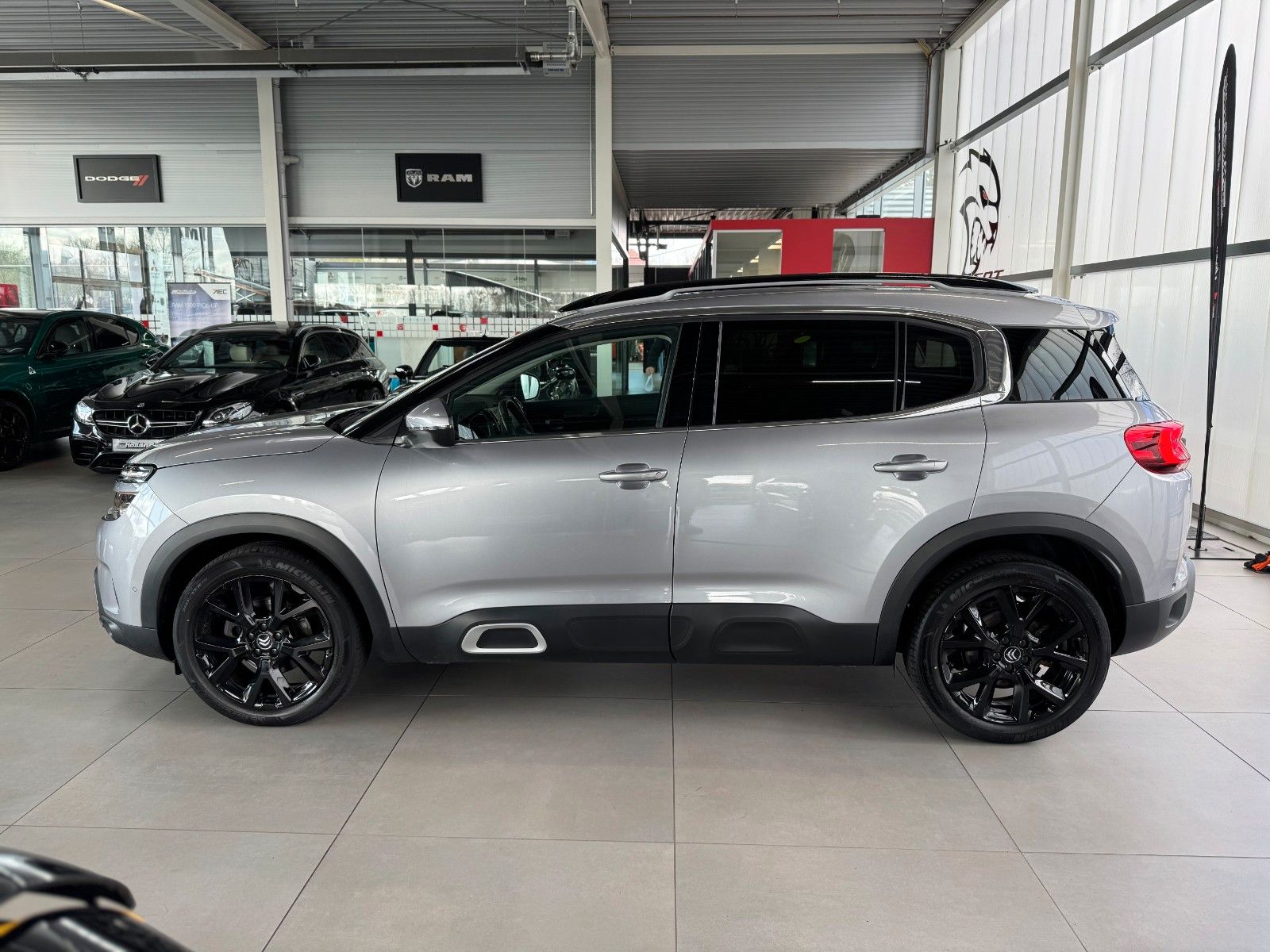 Fahrzeugabbildung Citroën C5 Aircross 1.2 130 Feel   "DAB 19"-LM Tempomat"