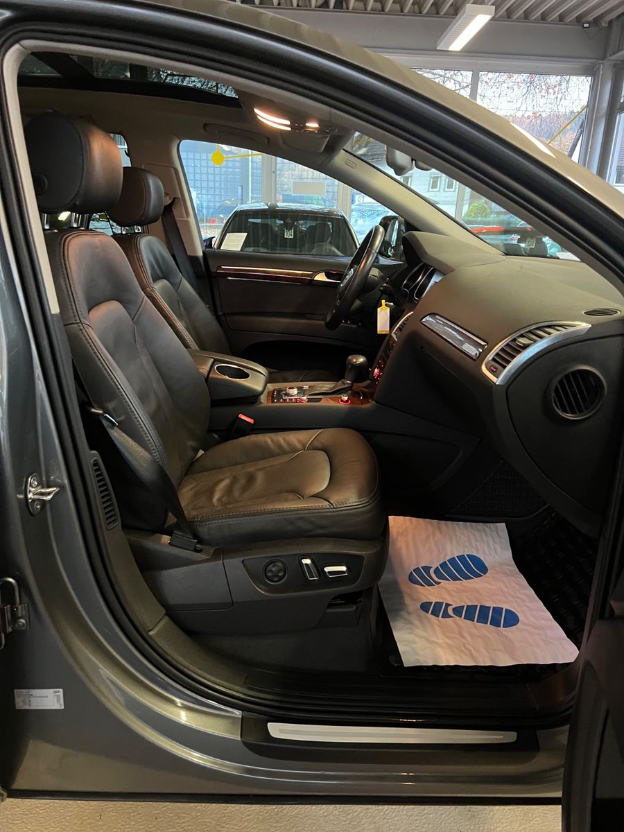 Fahrzeugabbildung Audi Q7 3.0 TDI quattro * 1.HAND * 7.Sitzer *