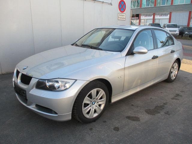 BMW 318 Baureihe 3 Lim. 318i