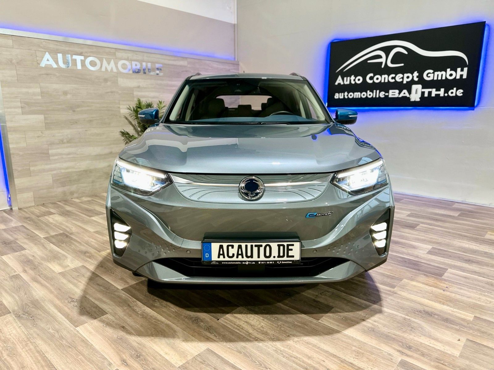 Fahrzeugabbildung Ssangyong Korando E-Motion Titanium*Navi*Leder*LED*Totw.*