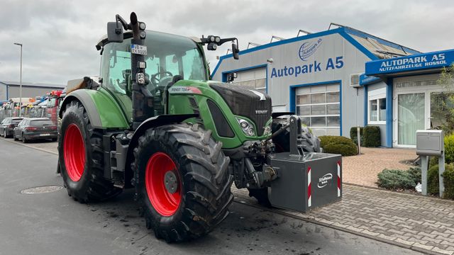 Fendt 724 Vario S4 Profi