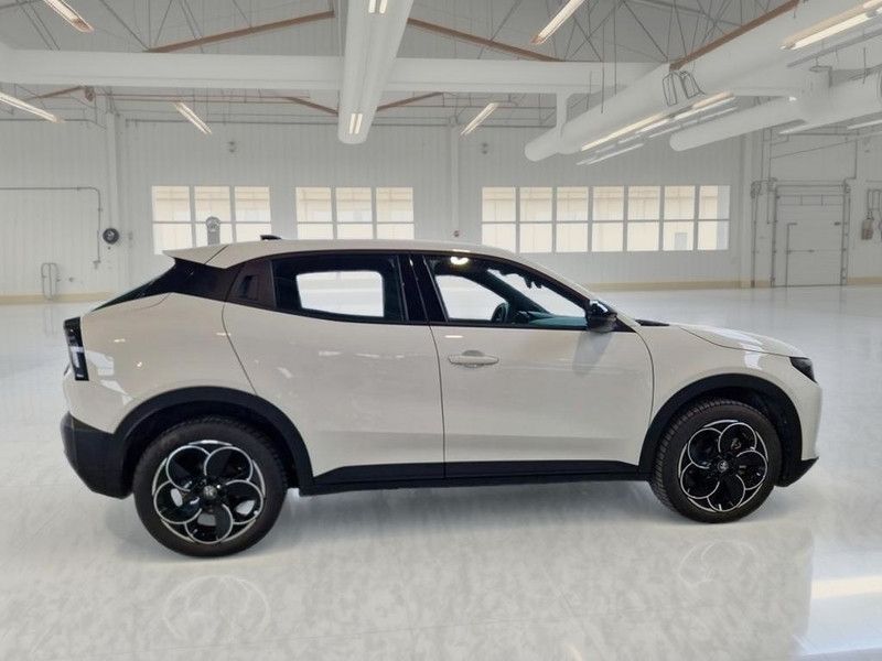 Other ALFA ROMEO JUNIOR BEV 84 CV/62 KW ELETTRICA SUV imagem 3
