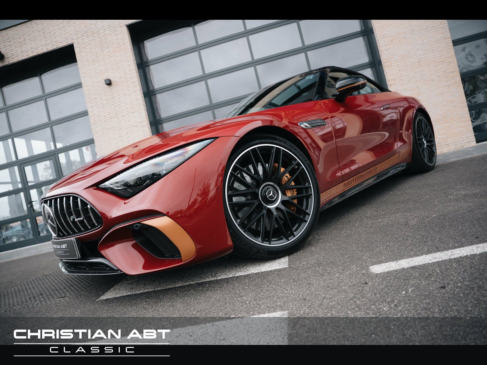 Fahrzeugabbildung Mercedes-Benz SL 63 AMG 4Matic Burmester Navi/Nachtsichtass.