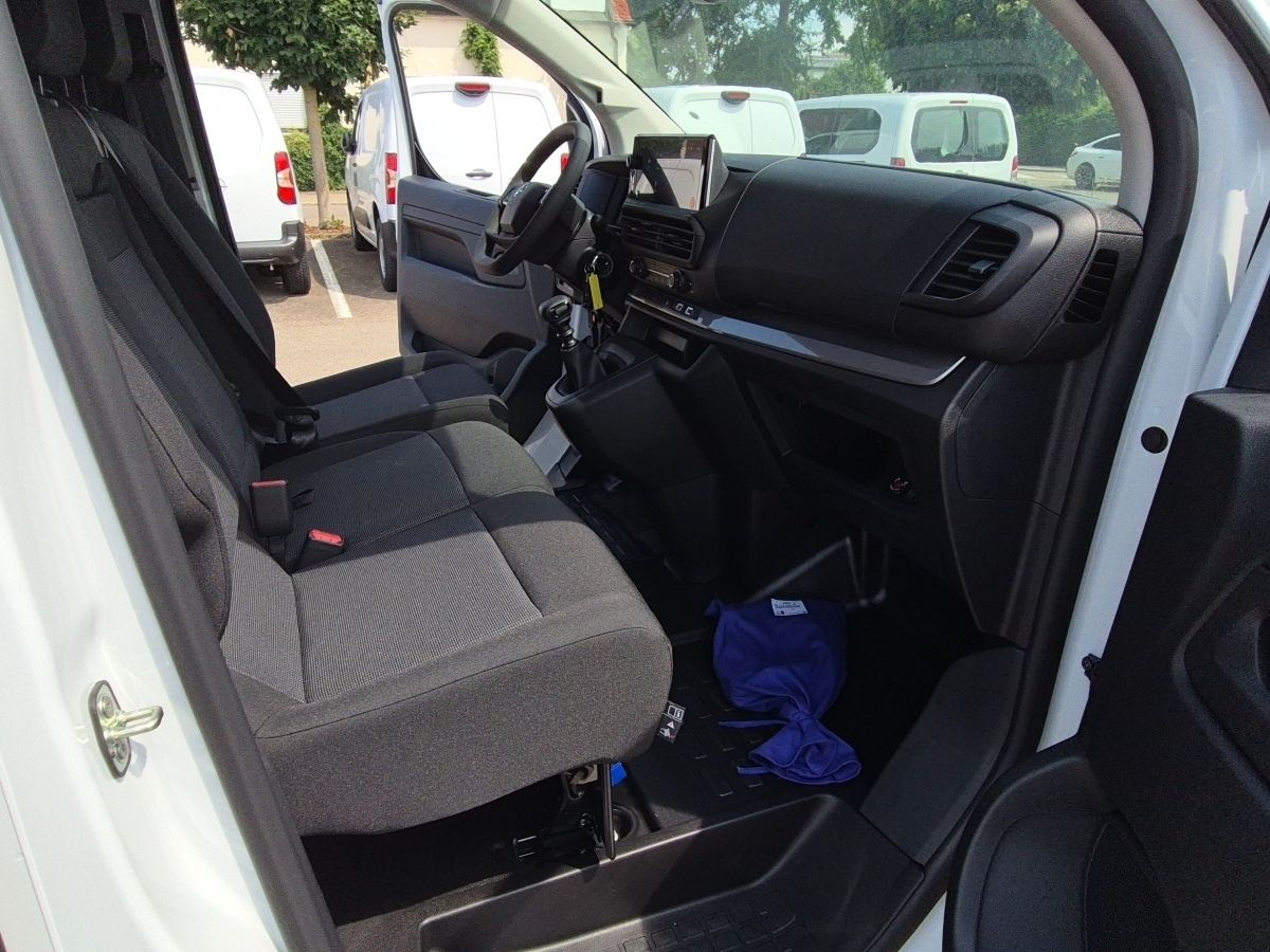 Opel Vivaro - Bild 11