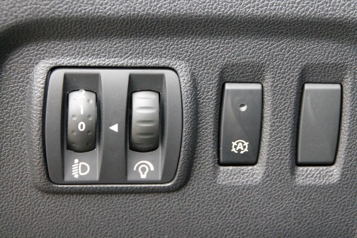 Fahrzeugabbildung Renault Captur Experience ja