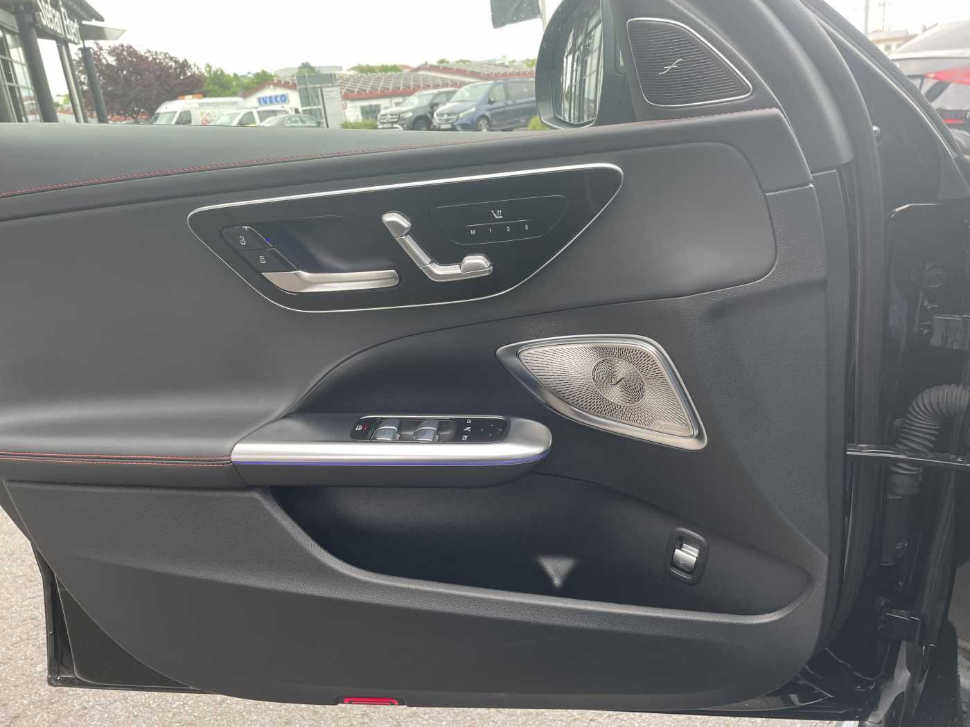 Fahrzeugabbildung Mercedes-Benz C 43 AMG Digital+Burm+Distr+360+HUD+AHK+ Carbon