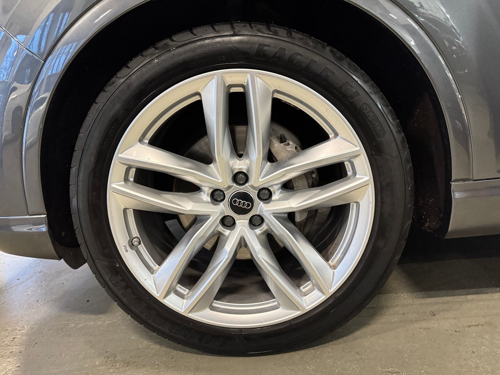 Fahrzeugabbildung Audi Q7 3.0 TDI QUATTRO 3X S-LINE VOLLAUSTATTUNG 21´