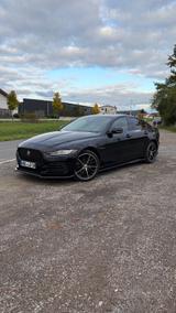 Jaguar XE D200 HSE AWD 