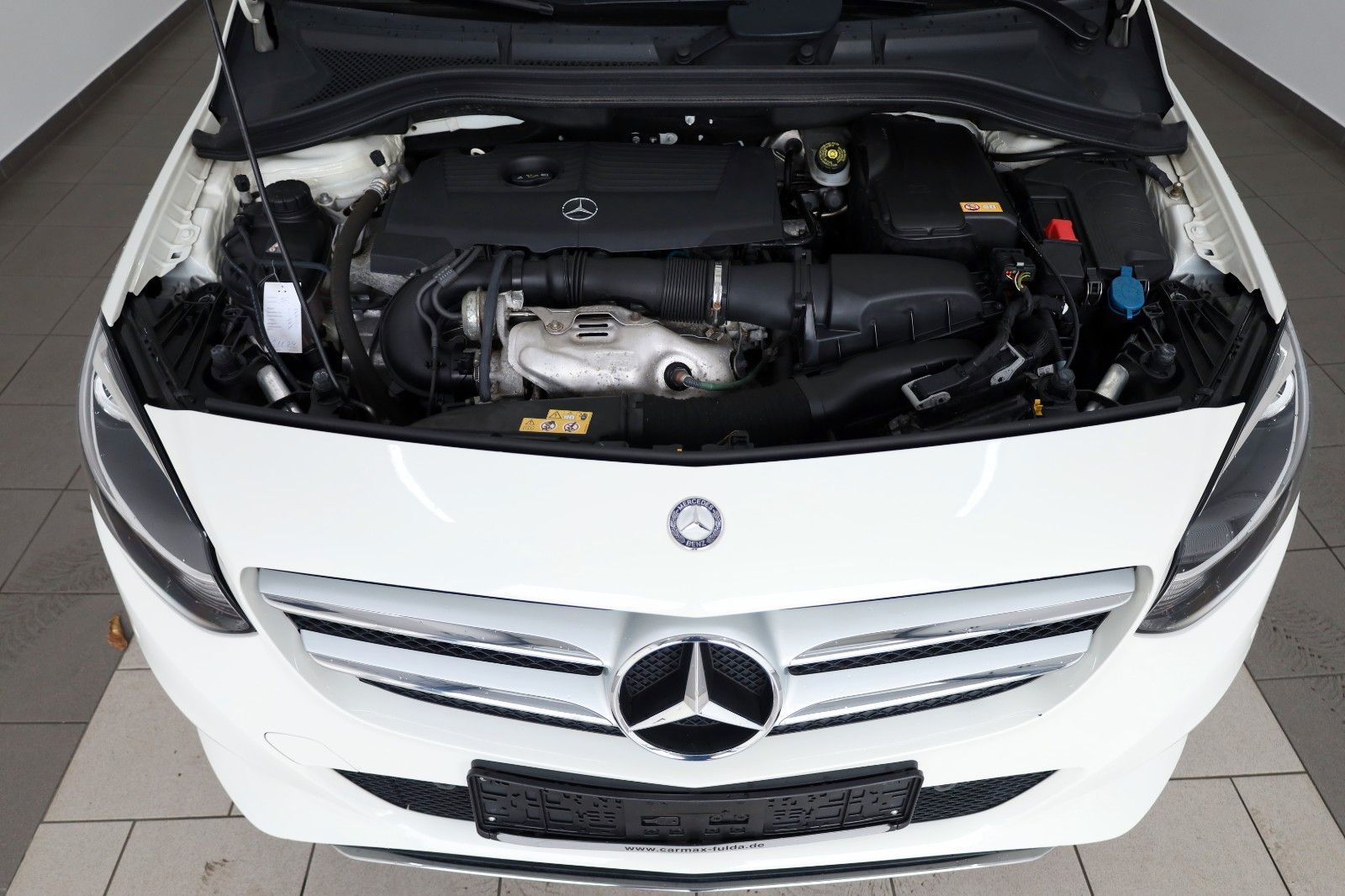 Fahrzeugabbildung Mercedes-Benz B 180 Urban T.Leder,Navi,SH,PDC,Allwetterreifen