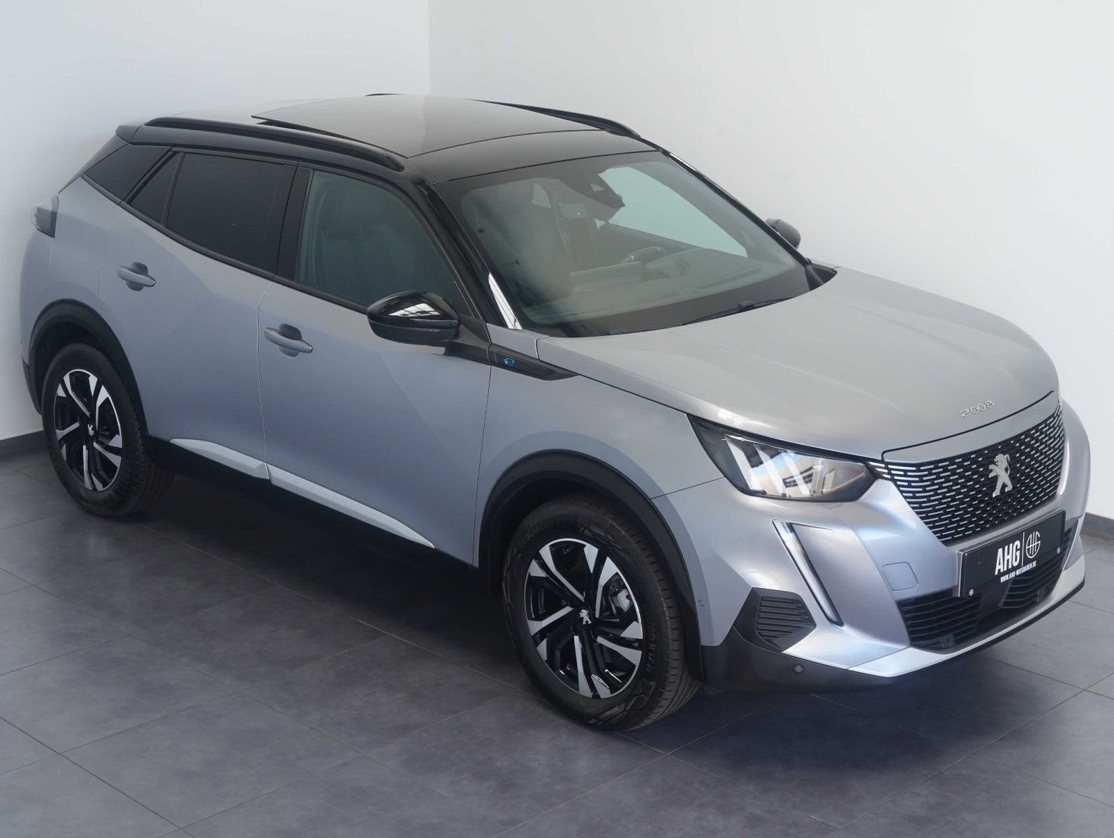 Fahrzeugabbildung Peugeot 2008 e- GT 11KW/LED/NAVI/360°/PANORAMA/SOH