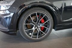 AUDI SQ8 4.0 TDI quattro | Matrix | Pano | AHK | 22" AUDI SQ8 4.0 TDI quattro | Matrix | Pano | AHK | 22"