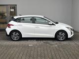 Hyundai i20 Trend 1.0l 100 PS Navi/SHZ! - Hyundai i20: Weiß