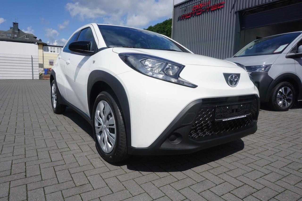 Toyota Aygo X 1.0 VVT-i Business Edition (EURO 6e)