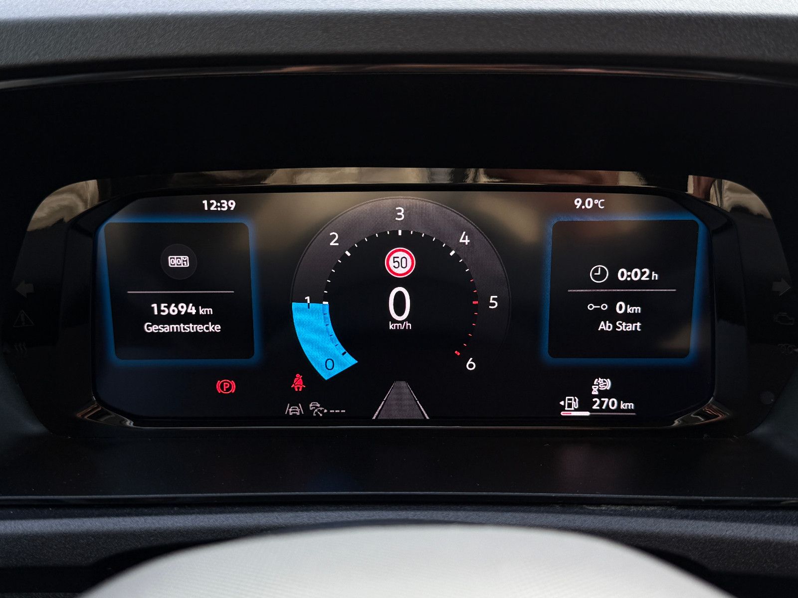 Fahrzeugabbildung Volkswagen Caddy Life Maxi 7-Sitzer ACC Blis DAB PDC SHZ