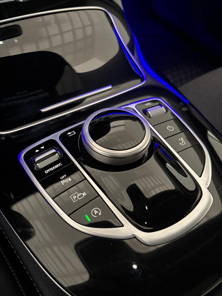 Mercedes-Benz E 220d Automatik,Scheckheft,Burmester,AHK,Navi